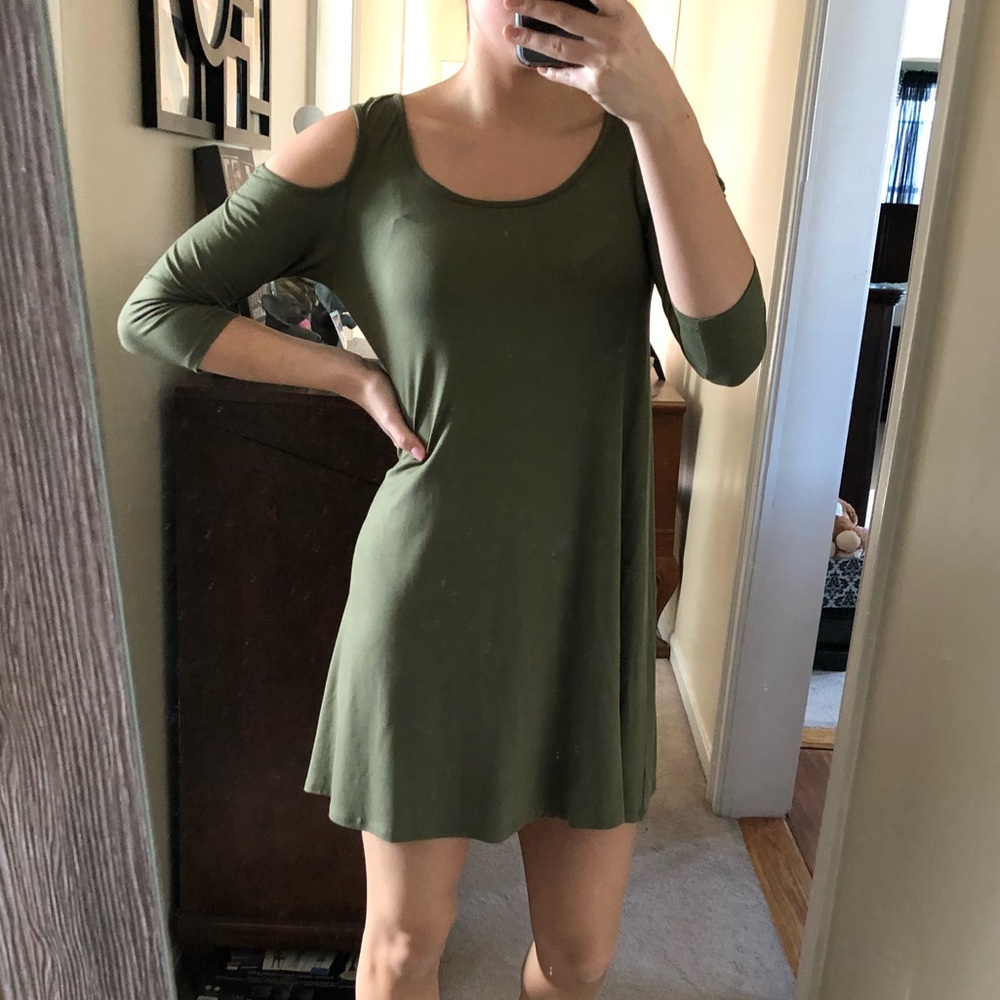 Forest green midi T-shirt dress 👗